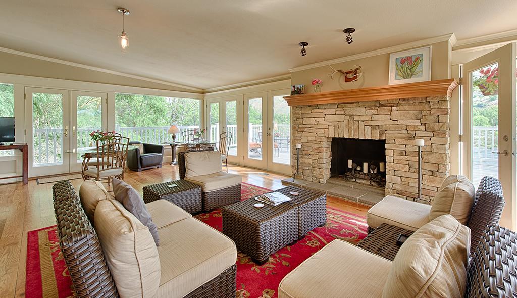 Warm Springs Inn & Winery Sunnyslope Bagian luar foto