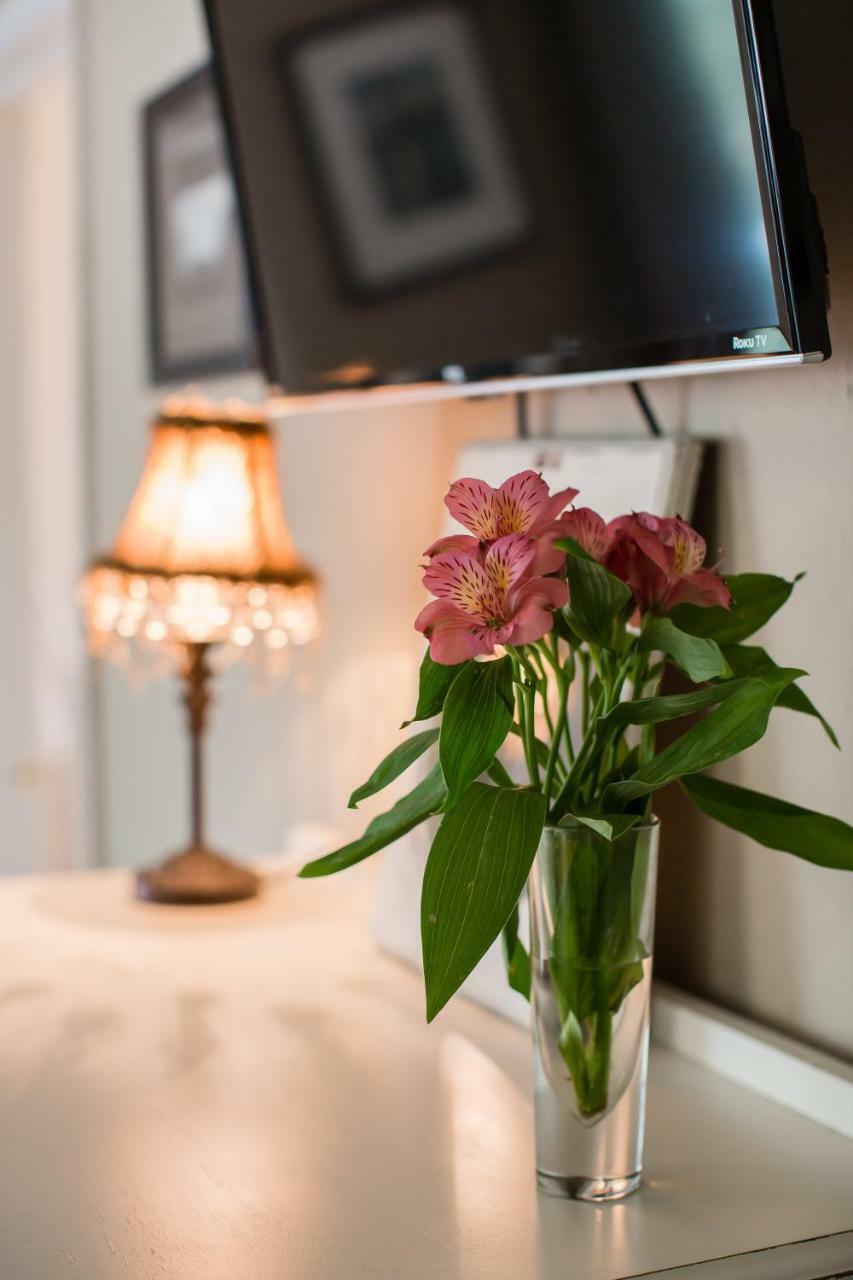 Warm Springs Inn & Winery Sunnyslope Bagian luar foto